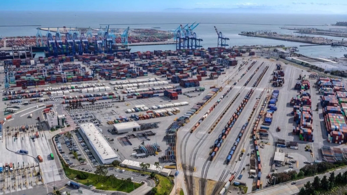 Port of Los Angeles Rail Capacity Boost